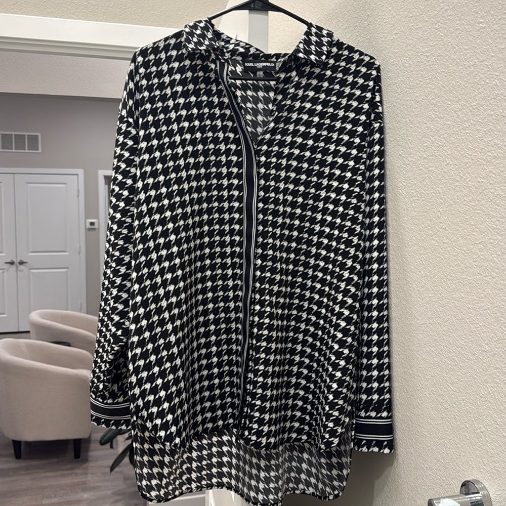 New Karl Lagerfeld Houndstooth Blouse